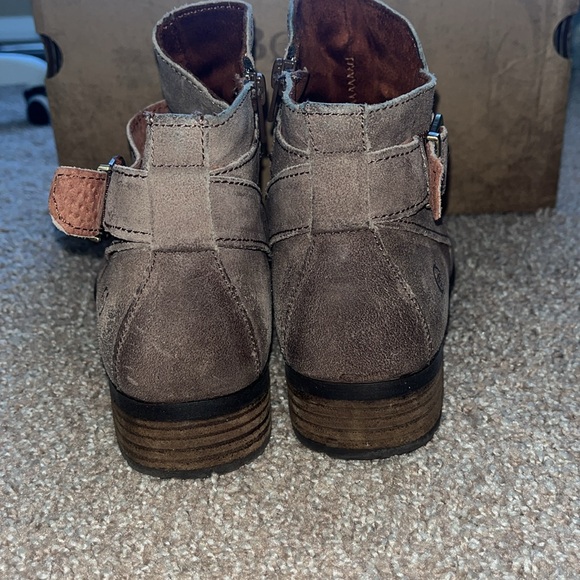 Born Jorgette ankle boots Taupe women’s size 8 - Picture 3 of 7